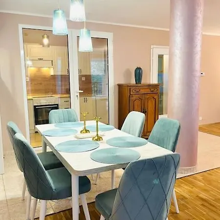 Mermaid Castle Apartmán *